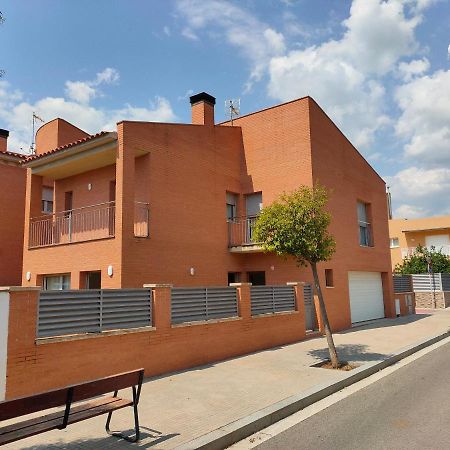 Chalet Amplio Con Jardin Y Zona Barbacoa. Reus Eksteriør bilde