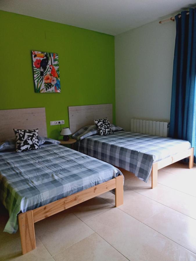 Chalet Amplio Con Jardin Y Zona Barbacoa. Reus Eksteriør bilde