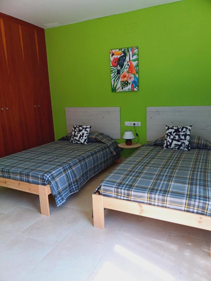 Chalet Amplio Con Jardin Y Zona Barbacoa. Reus Eksteriør bilde